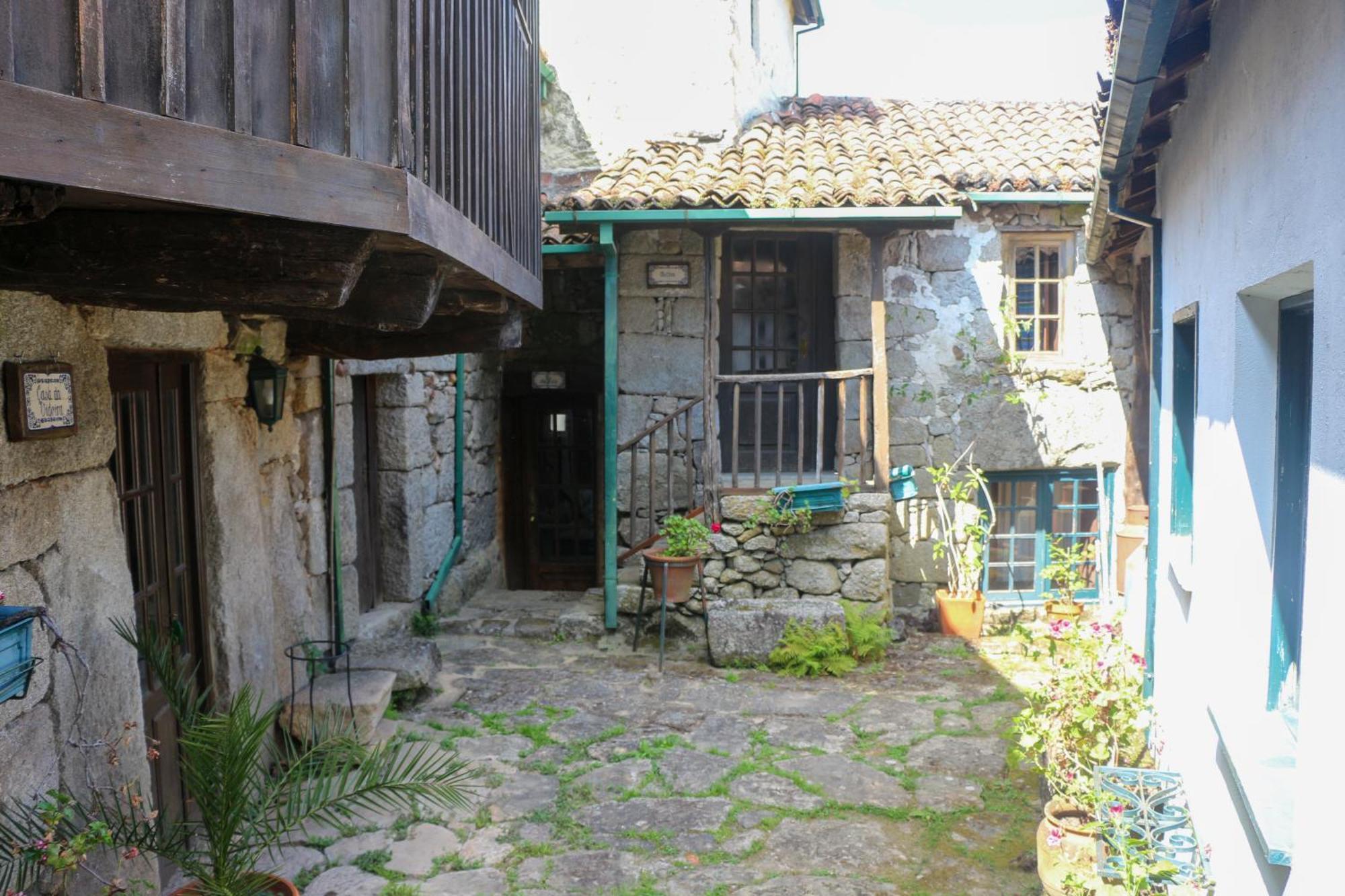 Casa Campo Das Bizarras Castro Daire Eksteriør bilde