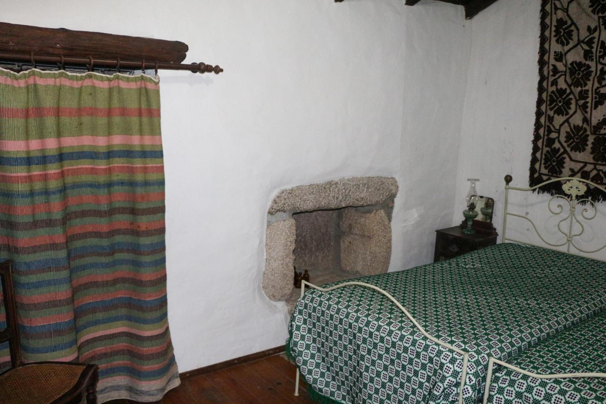 Casa Campo Das Bizarras Castro Daire Eksteriør bilde